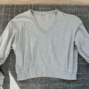 Chaser V-Neck Women's Sweatshirt fleece gray Von Maur